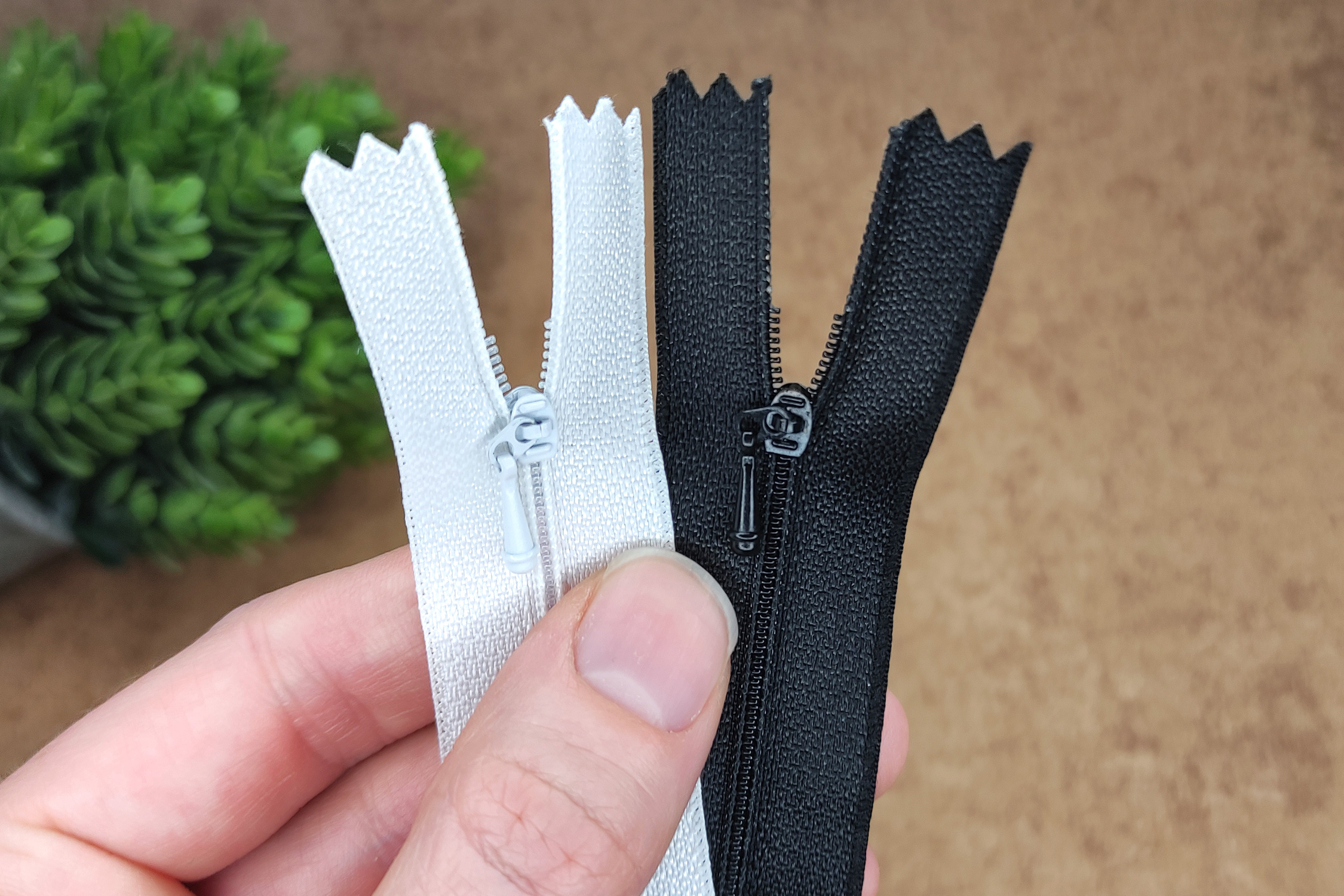 close-end-zipper-15cm-1