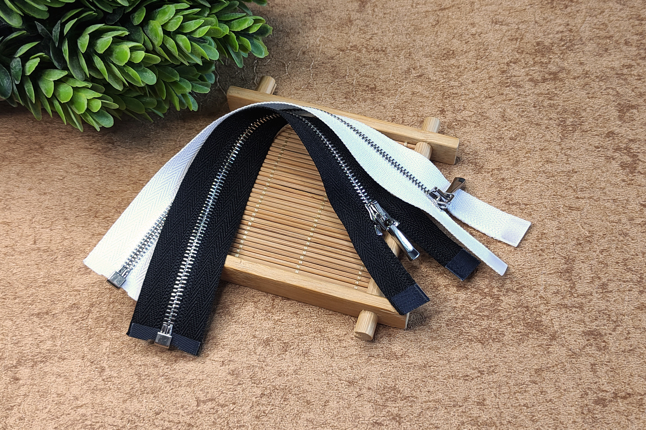 open-end-zipper-num1-1-main